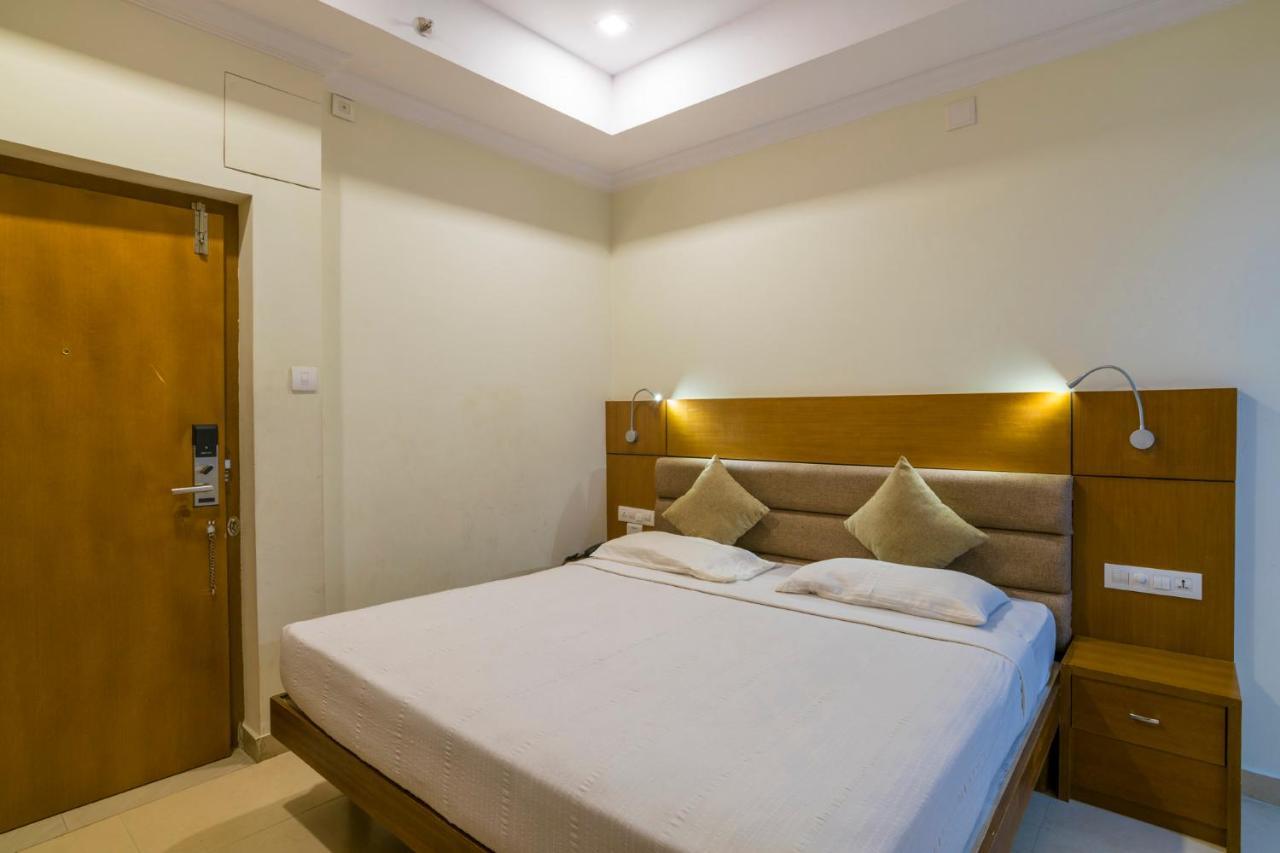 Hotel Sree Gokulam Residency Thrissur Exterior foto